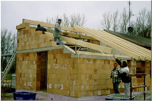 März-April 1998. Bau des Ballraums und Nebenzimmer.